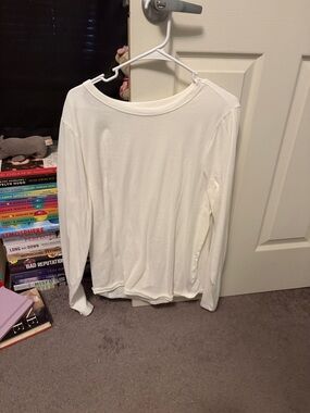 Old Navy Women's Long Sleeve Crewneck Tee - White